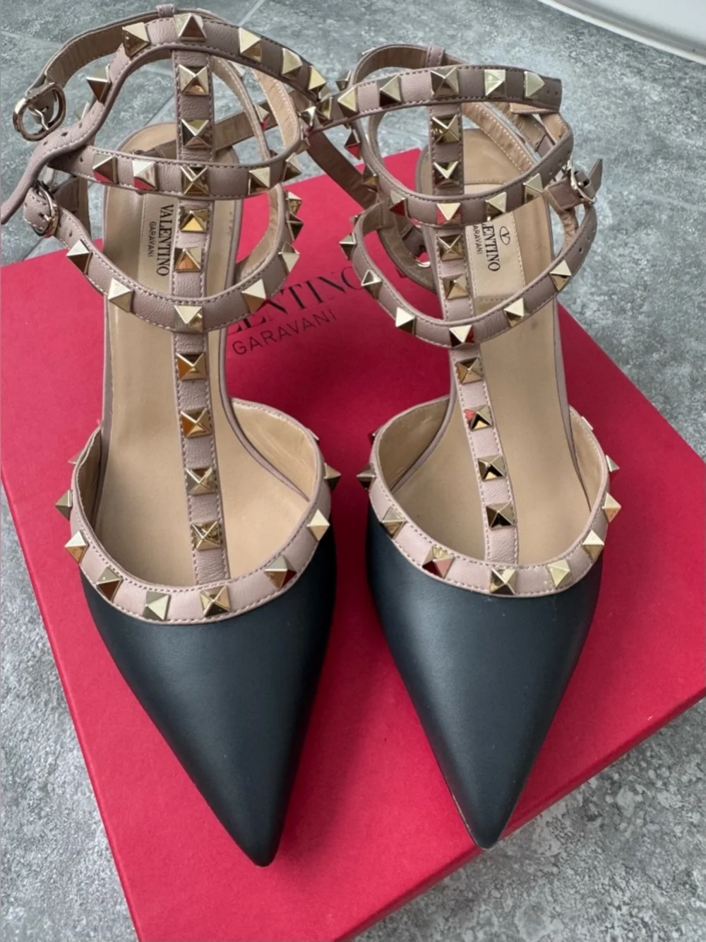 VALENTINO GARAVANI Rockstud Caged Pump 65Mm T-Strap heels dark gray 39 - Picture 1 of 14